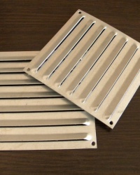 Решітка вентиляційна